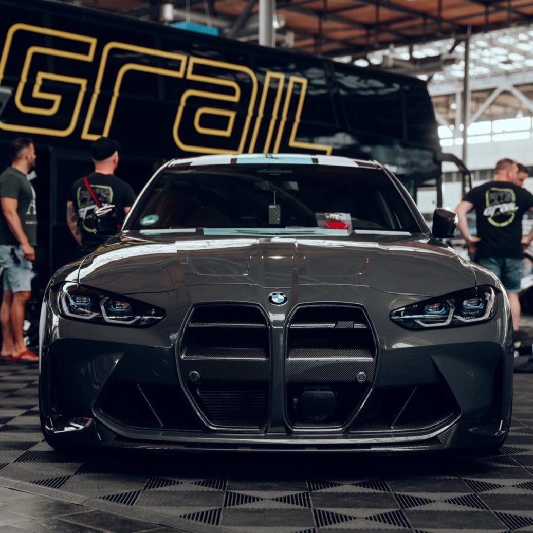 Frontgrill V Style aus PrePreg Carbon für BMW M3/M4 (G80/G81/G82/G83) FLOW DOWN®