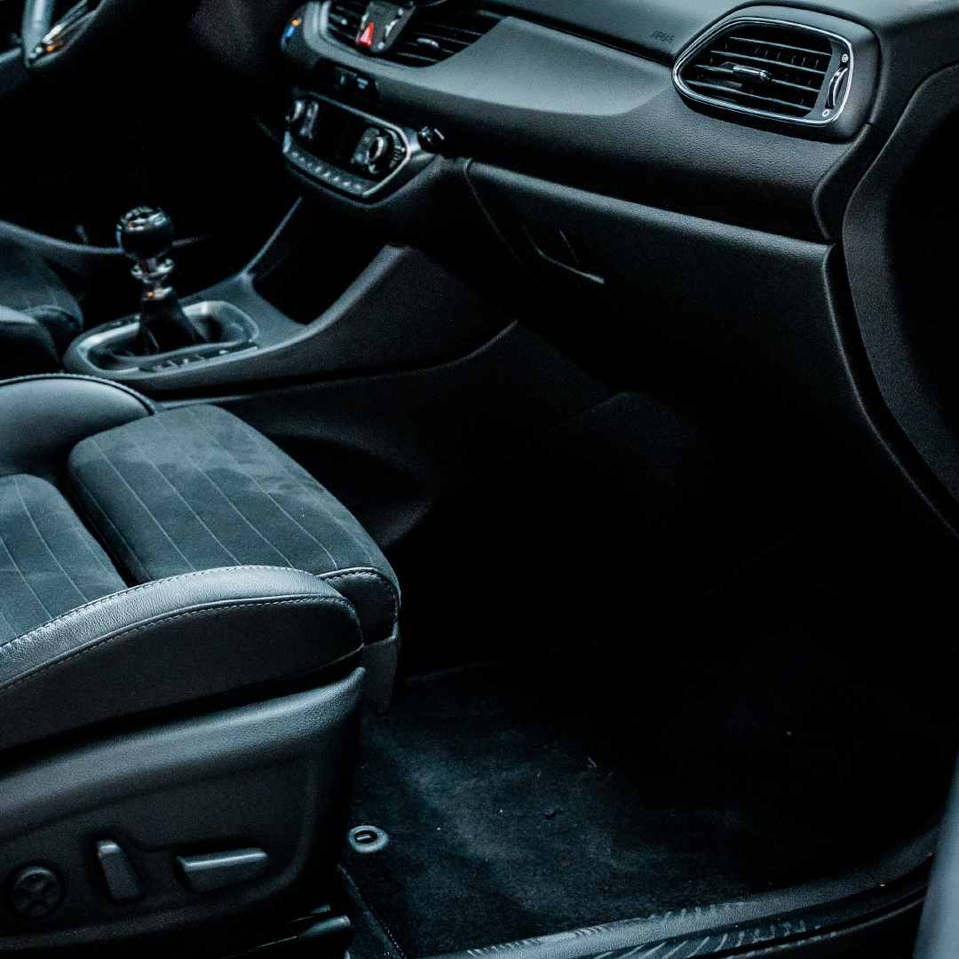 FLOW DOWN® Ambientebeleuchtung 2.0 Nachrüstung für Hyundai I30N FLOW DOWN®