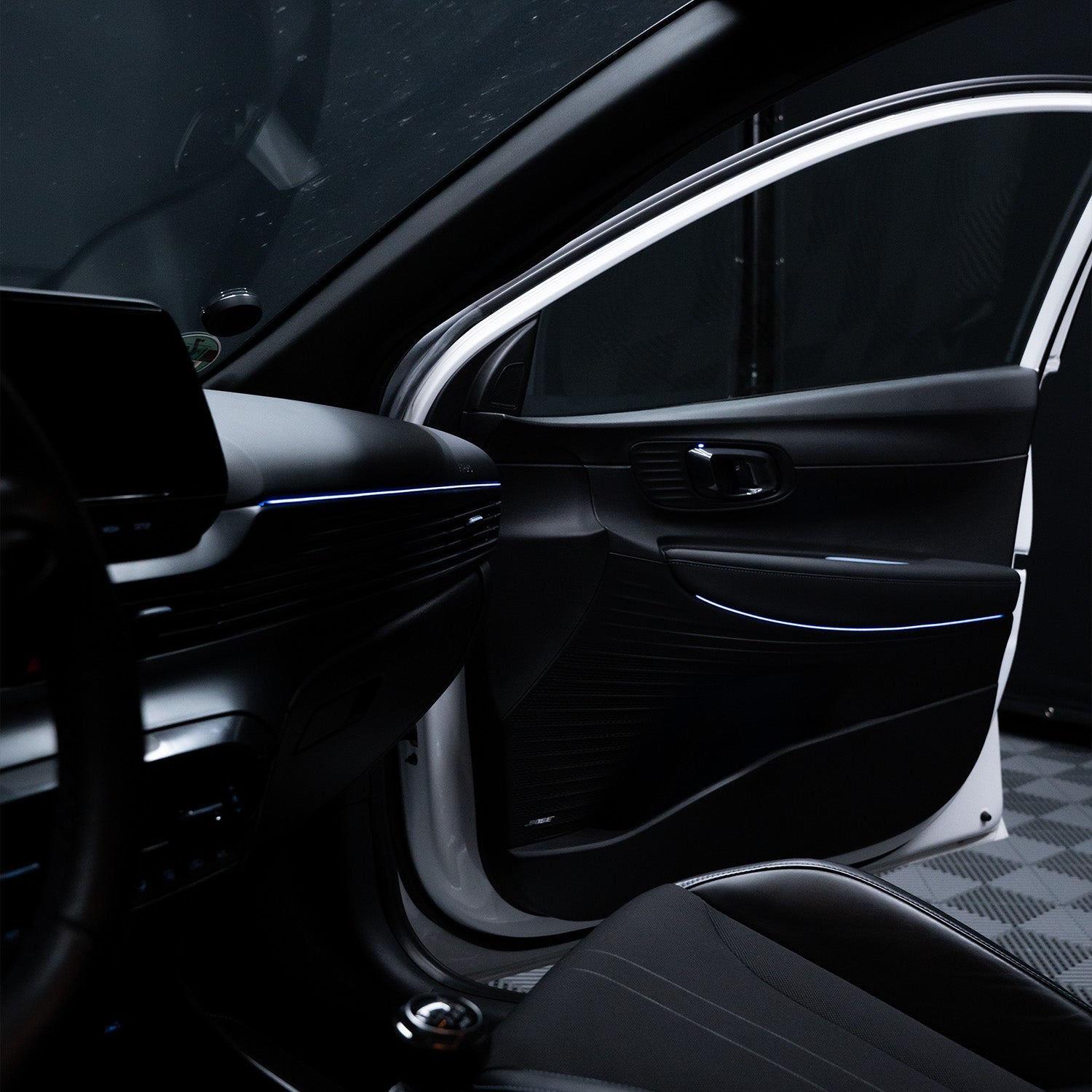 FLOW DOWN® Ambientebeleuchtung 2.0 Nachrüstung für Hyundai I20N FLOW DOWN®