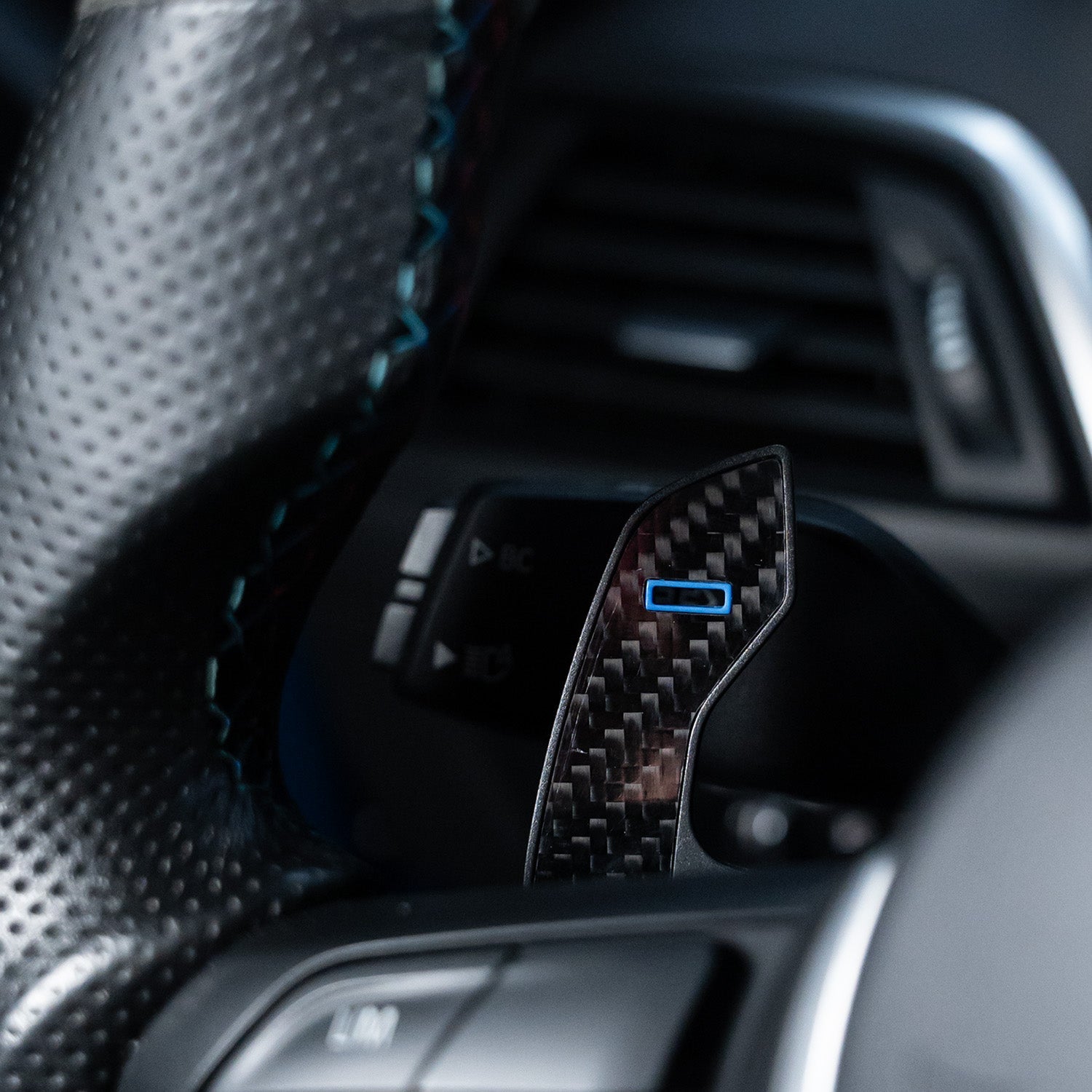 Carbon Schaltwippen V.2 für BMW M2/M3/M4 (F- und G-Reihe) FLOW DOWN®