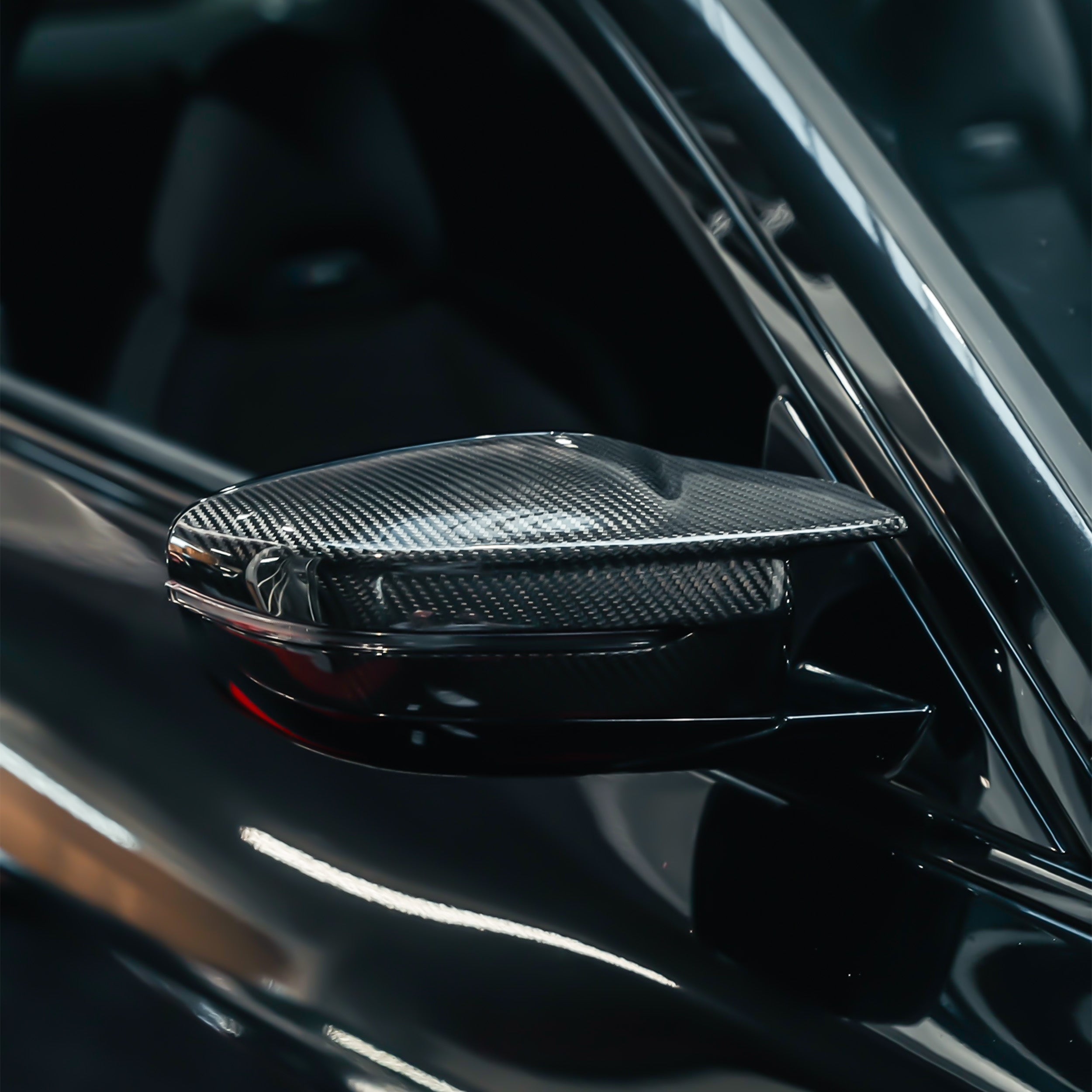 Carbon Spiegelkappen aus PrePreg für BMW M2/M3/M4 (G80/G81/G82/G87) FLOW DOWN®