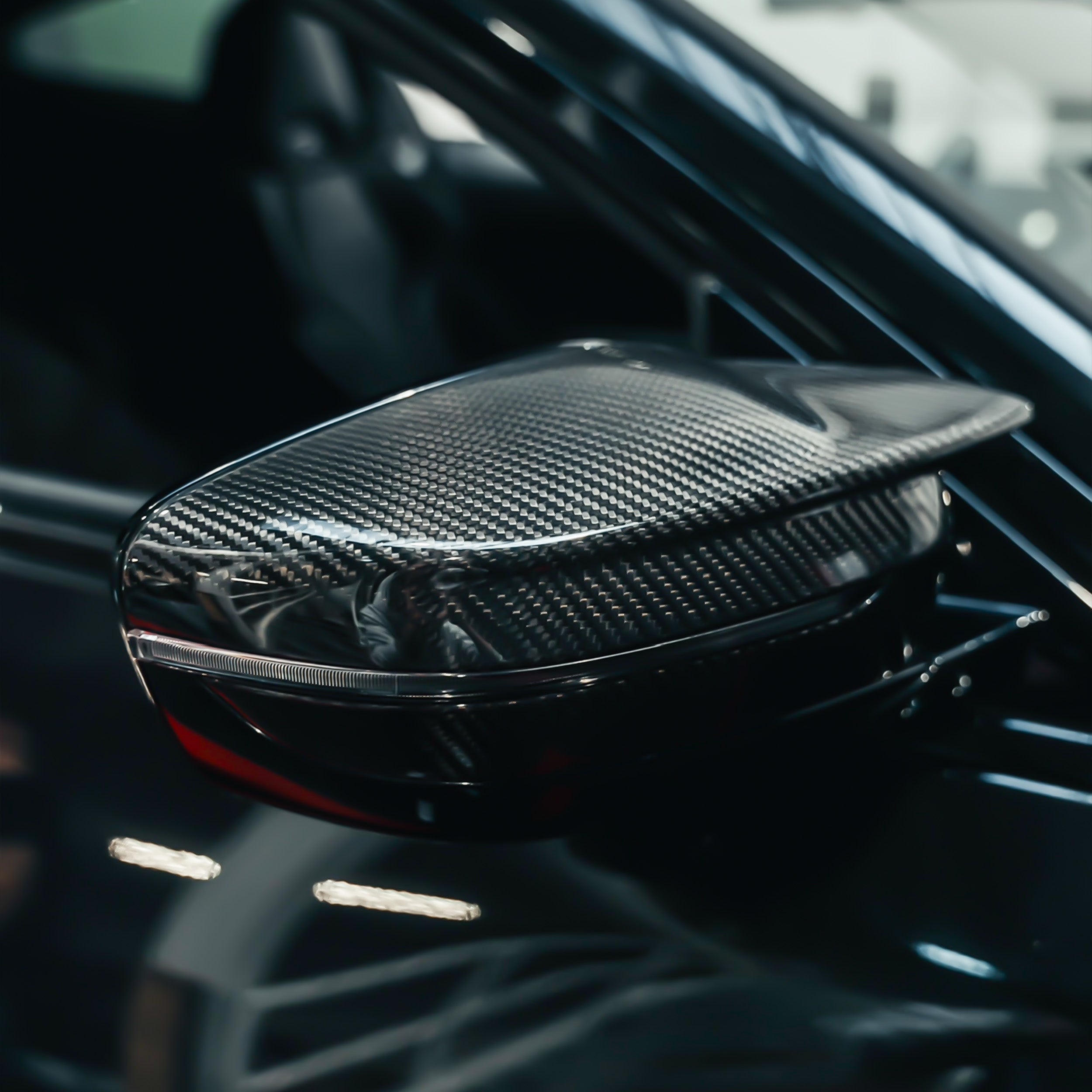 Carbon Spiegelkappen aus PrePreg für BMW M2/M3/M4 (G80/G81/G82/G87) FLOW DOWN®