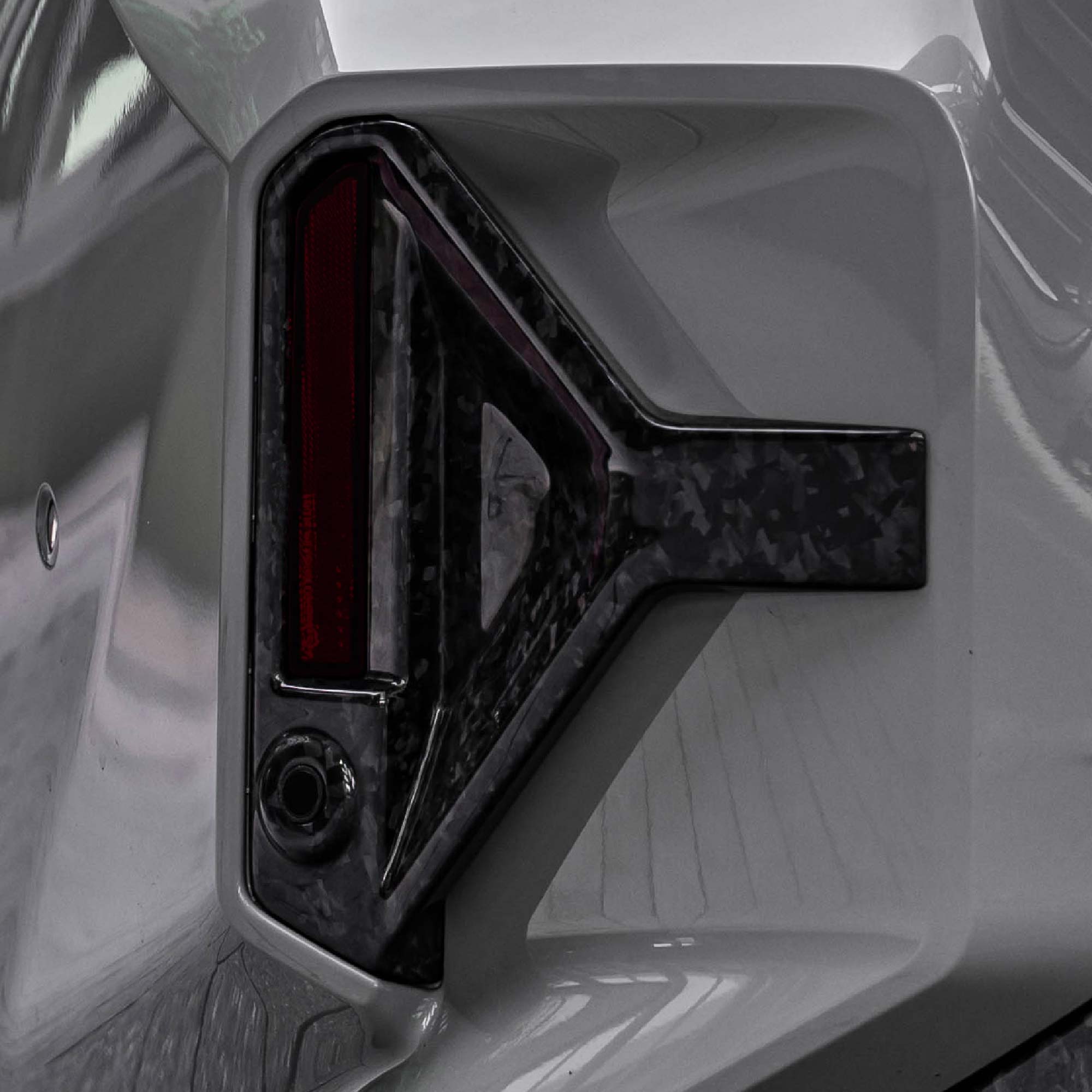 FLOW DOWN® Tönungsfolie für Rückleuchten & Reflektoren für BMW M2 G87 FLOW DOWN®