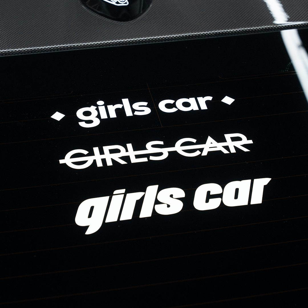 GIRLS CAR STICKER FLOW DOWN®