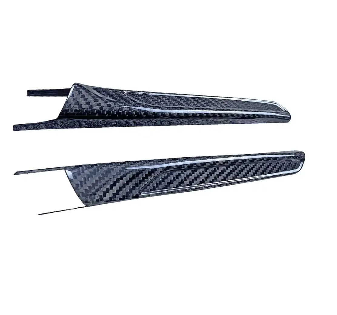 Carbon Seitenembleme aus PrePreg Carbon für BMW M3/M4 (F80/F82/F83) FLOW DOWN®
