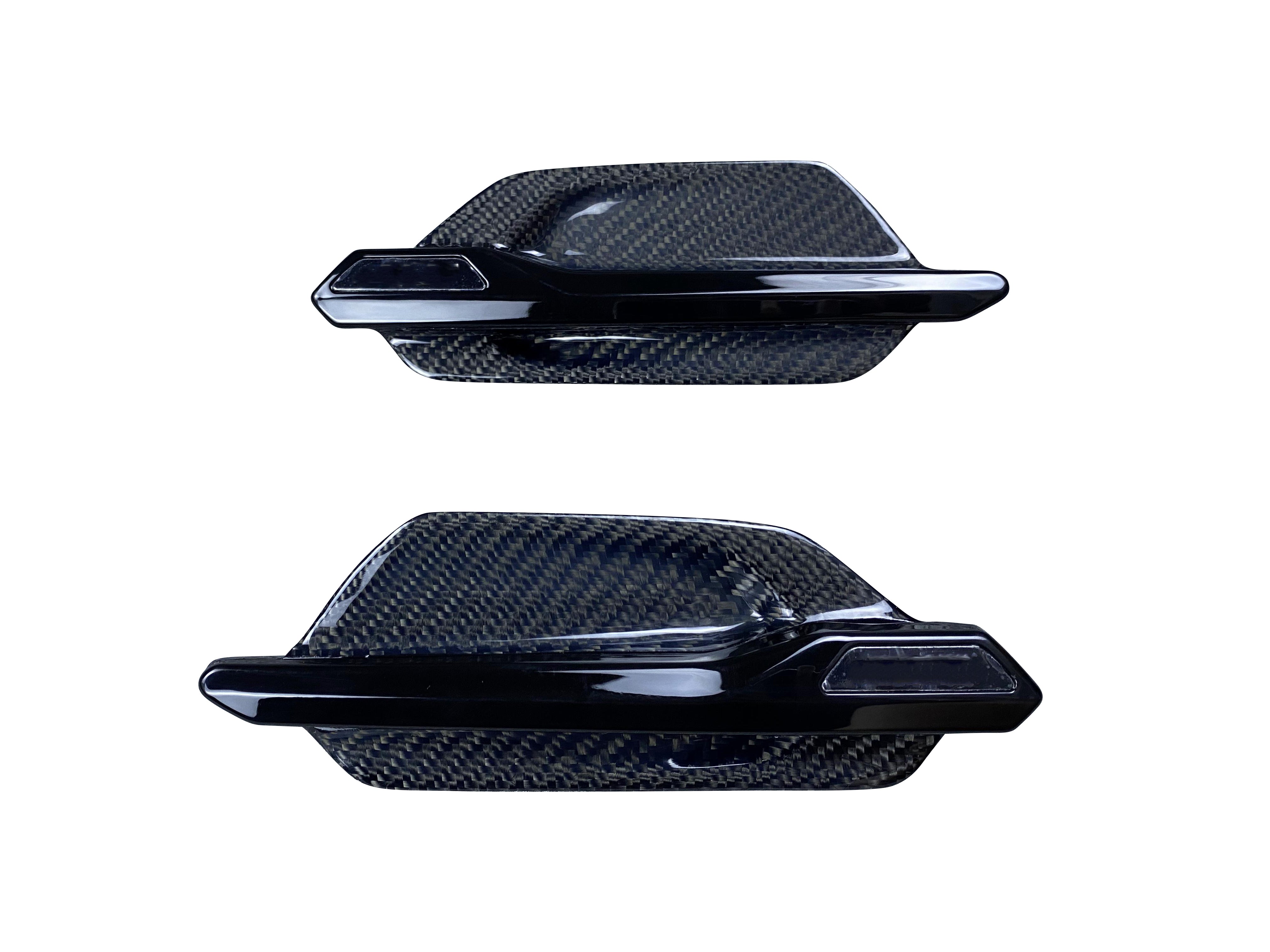 Carbon Seitenembleme aus PrePreg Carbon für BMW M2 Competition (F87) FLOW DOWN®