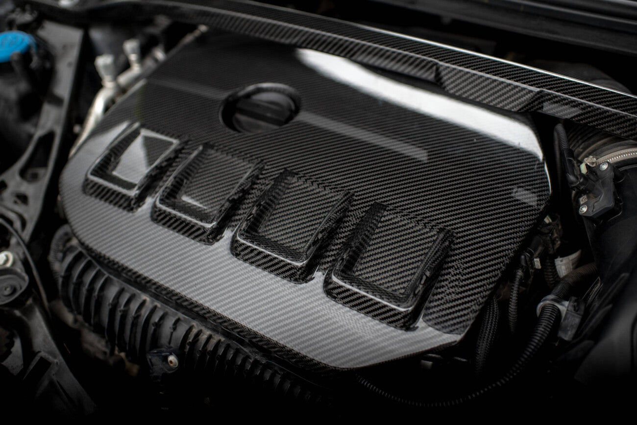 Carbon Motorabdeckung für BMW 1er F40 M135i Maxton Design