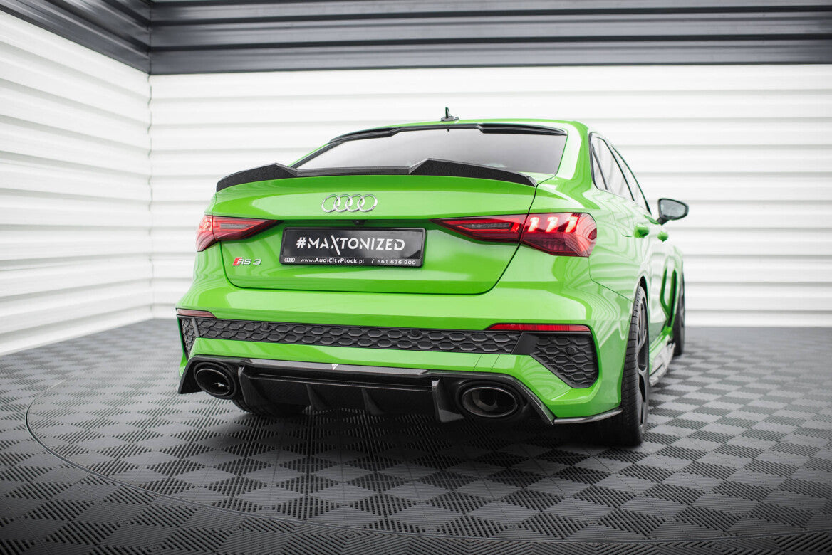 Carbon Fiber Heck Ansatz Flaps Diffusor V.2 für Audi RS3 Limousine 8Y Maxton Design