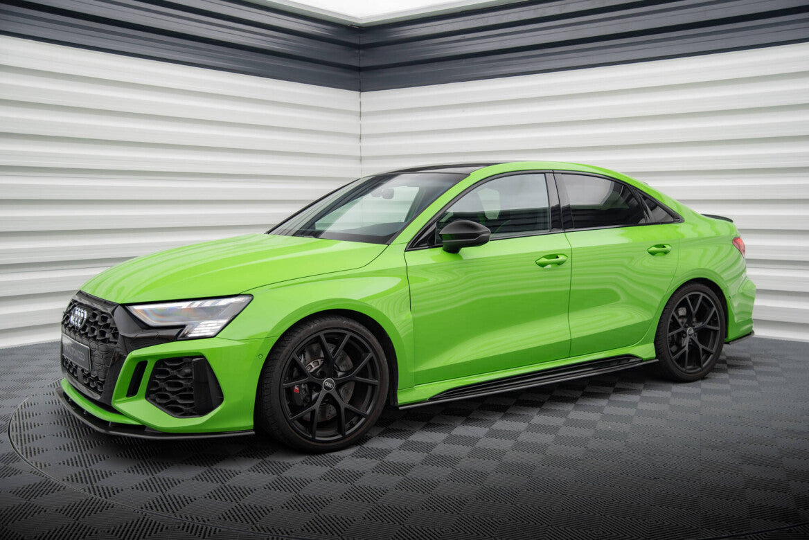 Carbon Fiber Seitenschweller für Audi RS3 Limousine 8Y Maxton Design