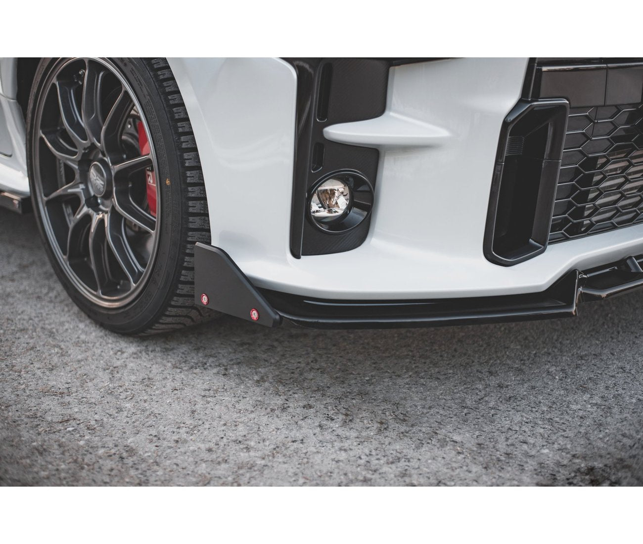 Cup Spoilerlippe V.3 + Flaps für Toyota GR Yaris   Maxton Design