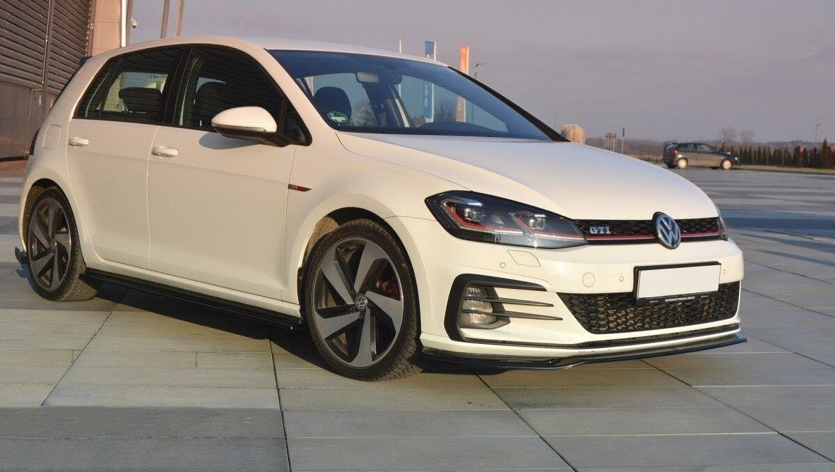 Cup Spoilerlippe Front Ansatz V.2 für VW GOLF 7 GTI FACELIFT Maxton Design