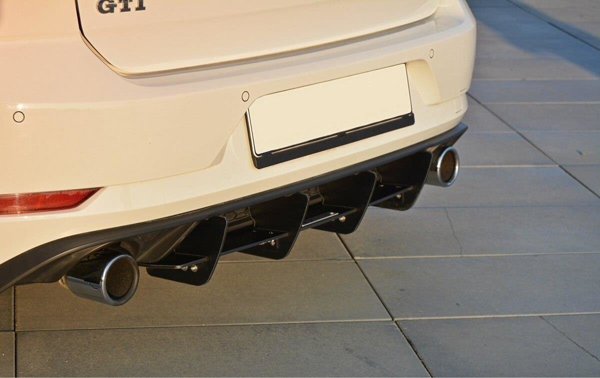 Heck Ansatz Diffusor Heckschürze für VW GOLF 7 GTI FL Maxton Design