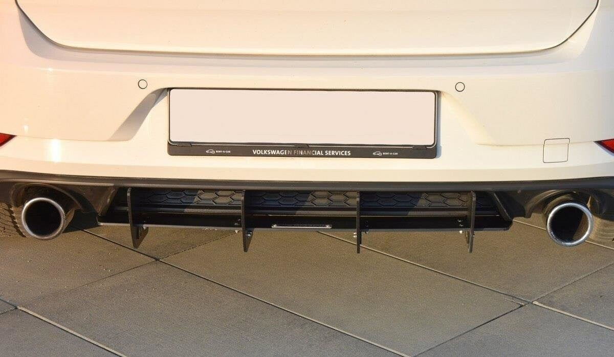 Heck Ansatz Diffusor Heckschürze für VW GOLF 7 GTI FL Maxton Design