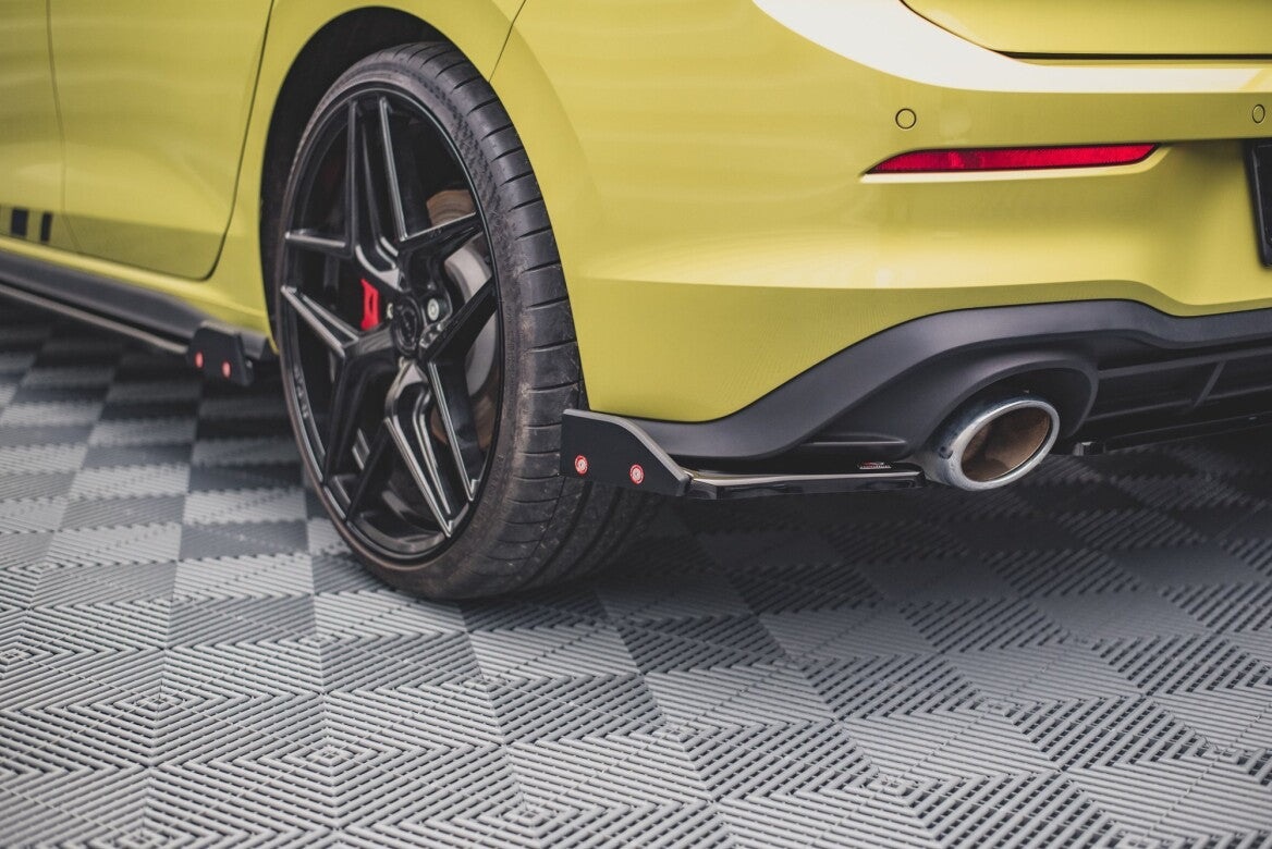 Heck Ansatz Flaps Diffusor +Flaps V.1 für VW Golf 8 GTI Clubsport Maxton Design