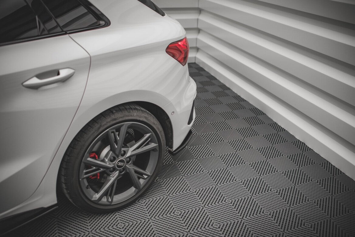 Heck Ansatz Flaps Diffusor V.1 für Audi S3 8Y Maxton Design