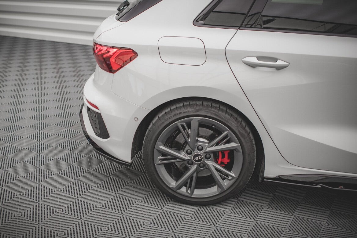 Heck Ansatz Flaps Diffusor V.2 für Audi S3 8Y Maxton Design