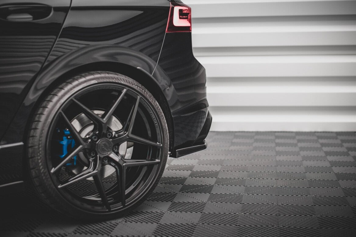 Heck Ansatz Flaps Diffusor V.2 für VW Golf R Mk8   Maxton Design