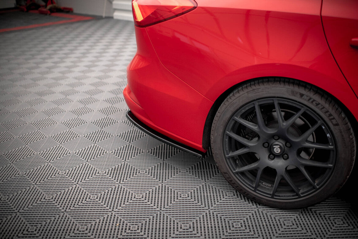 Heck Ansatz Flaps Diffusor V.5 für Ford Focus Kombi ST-Line Mk4 Maxton Design