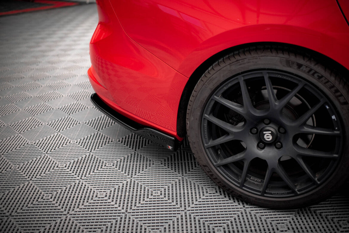 Heck Ansatz Flaps Diffusor V.6 für Ford Focus Kombi ST-Line Mk4 Maxton Design
