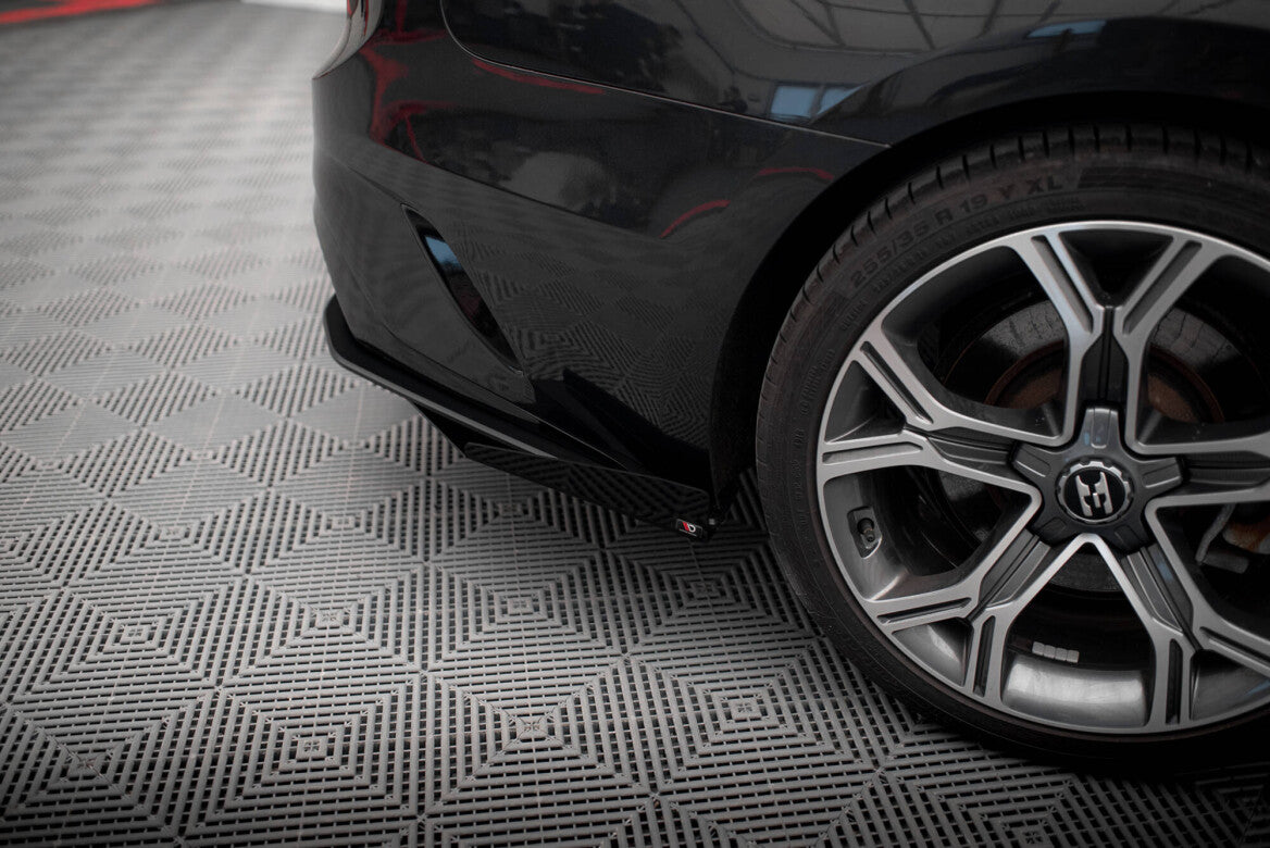 Hintere Seiten Flaps für Kia Stinger GT-Line Maxton Design