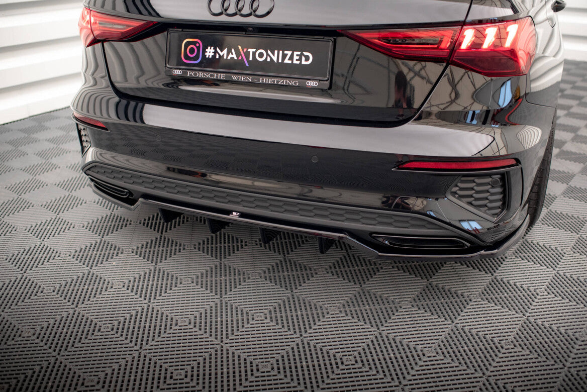 Mittlerer Cup Diffusor Heck Ansatz DTM Look für Audi A3 S-Line Limousine 8Y Maxton Design