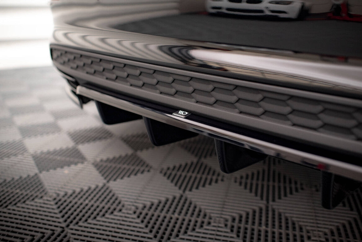 Mittlerer Cup Diffusor Heck Ansatz DTM Look für Audi A3 S-Line Limousine 8Y Maxton Design