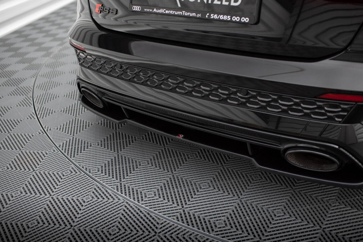 Mittlerer Cup Diffusor Heck Ansatz für Audi RS3 Sportback 8Y Maxton Design