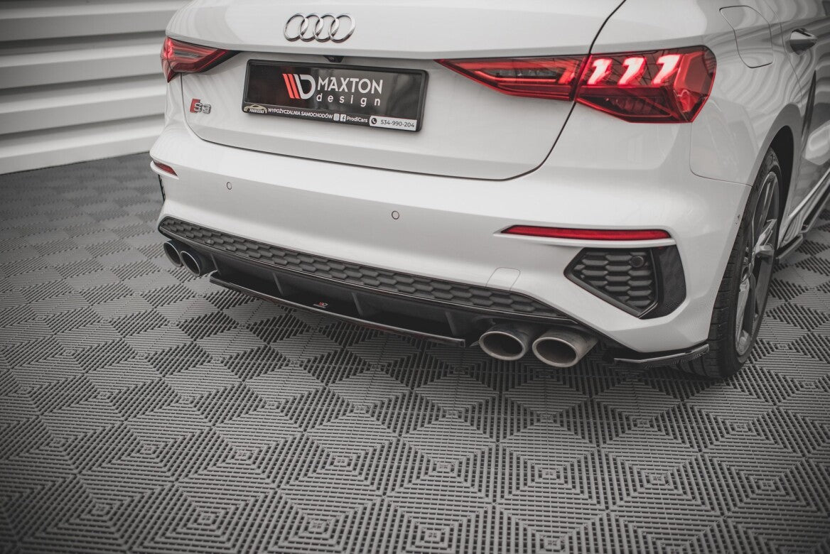 Mittlerer Cup Diffusor Heck Ansatz für Audi S3 8Y Maxton Design