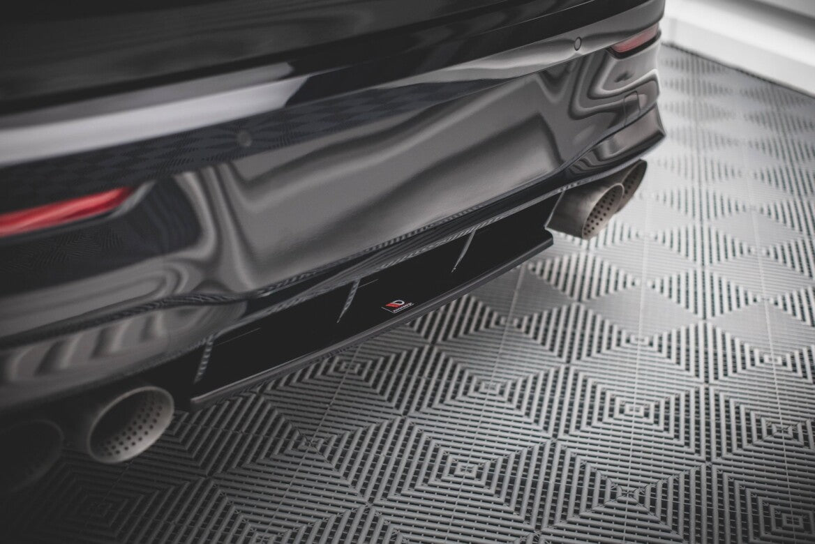 Mittlerer Cup Diffusor Heck Ansatz für VW Golf R Mk8   Maxton Design