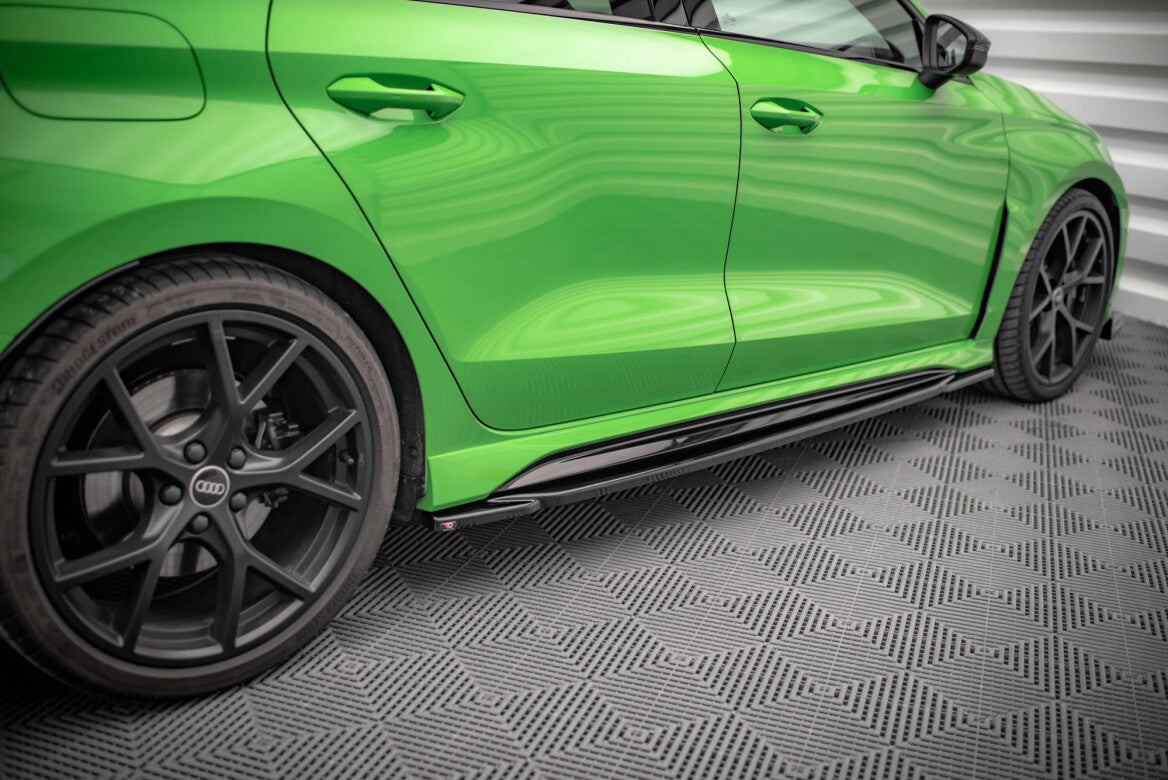Seitenschweller Ansatz Cup Leisten für Audi RS3 Limousine 8Y Maxton Design