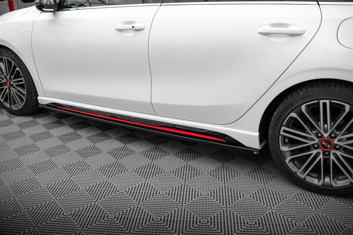 Mittlerer Cup Diffusor Heck Ansatz für Kia Ceed GT Maxton Design