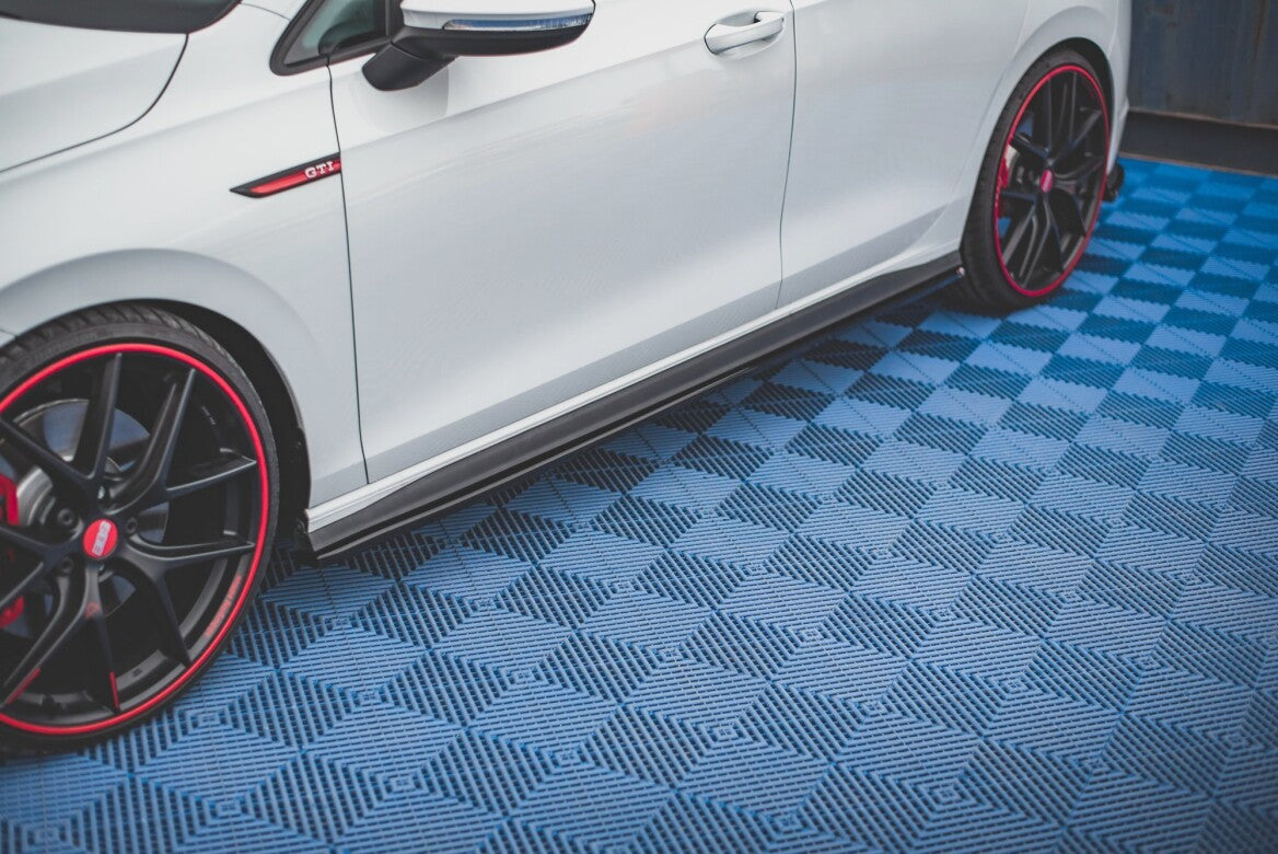 Seitenschweller Ansatz Cup Leisten für VW Golf 8 GTI Maxton Design