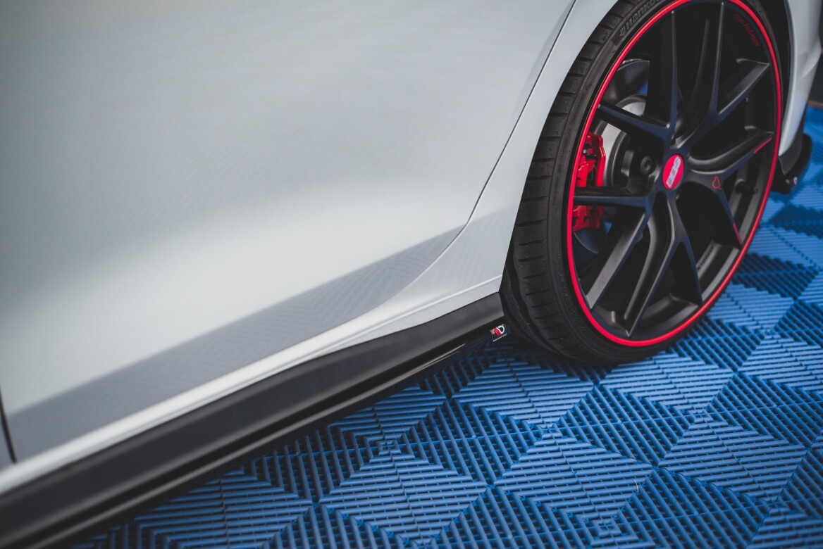 Seitenschweller Ansatz Cup Leisten für VW Golf 8 GTI Maxton Design