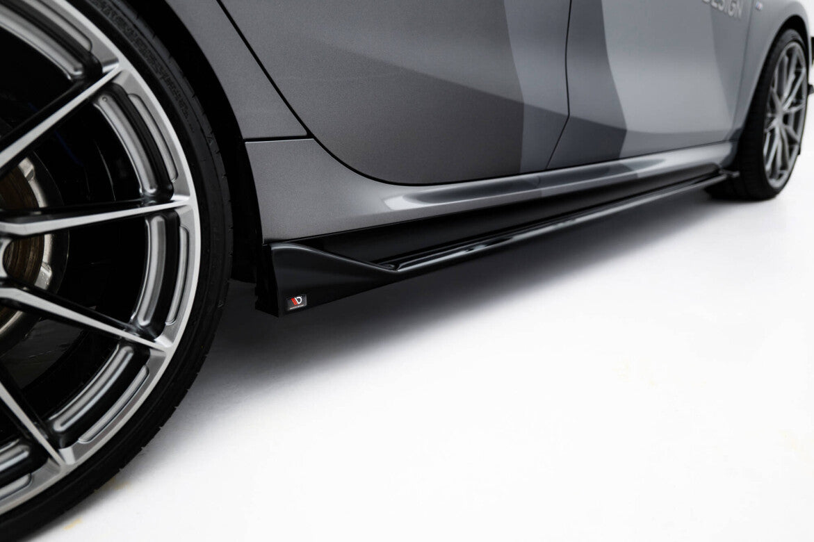 Seitenschweller Ansatz Cup Leisten V.2 für BMW M135i / 1 M-Paket F70 Maxton Design