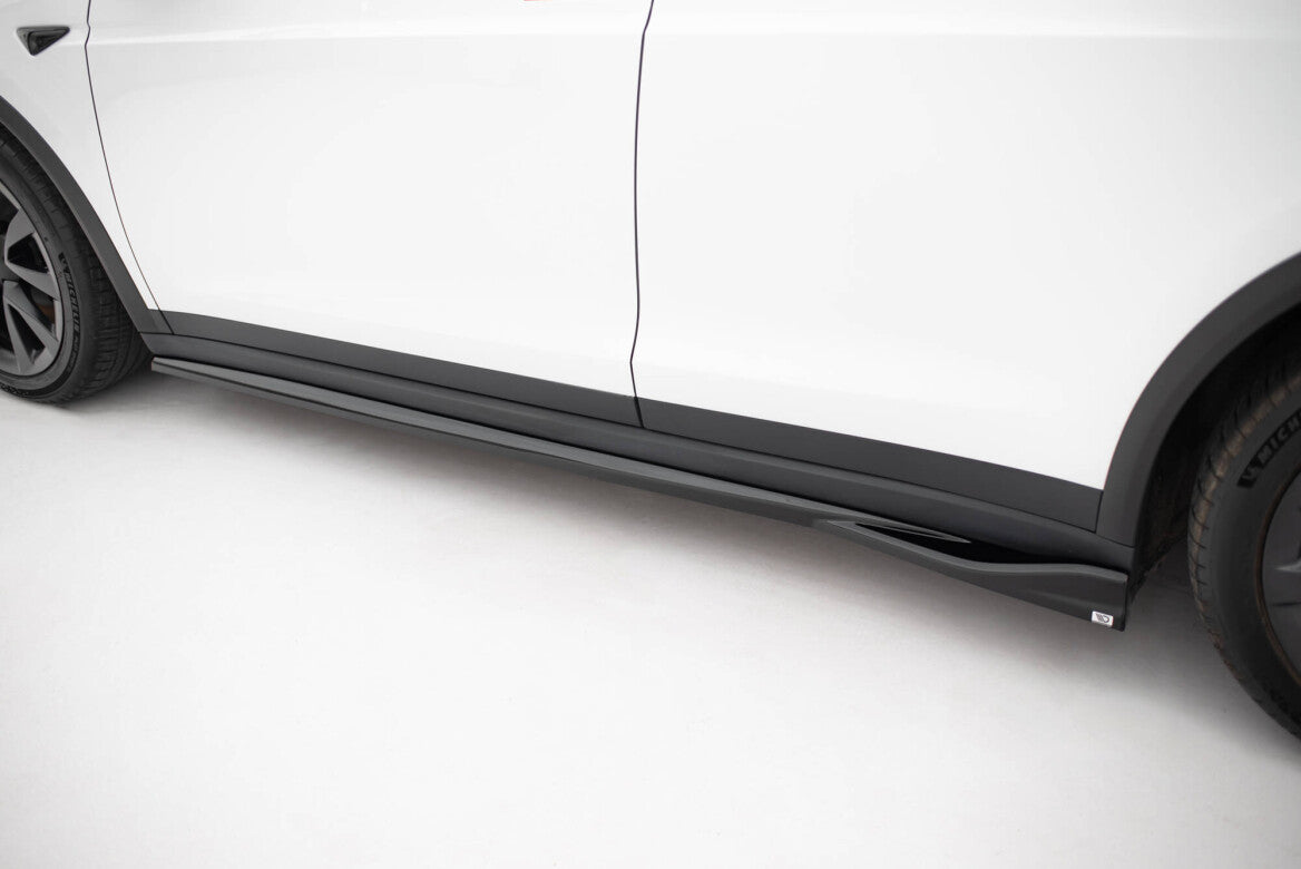 Seitenschweller Ansatz Cup Leisten V.2 für Tesla Model X Mk1 FL   Maxton Design