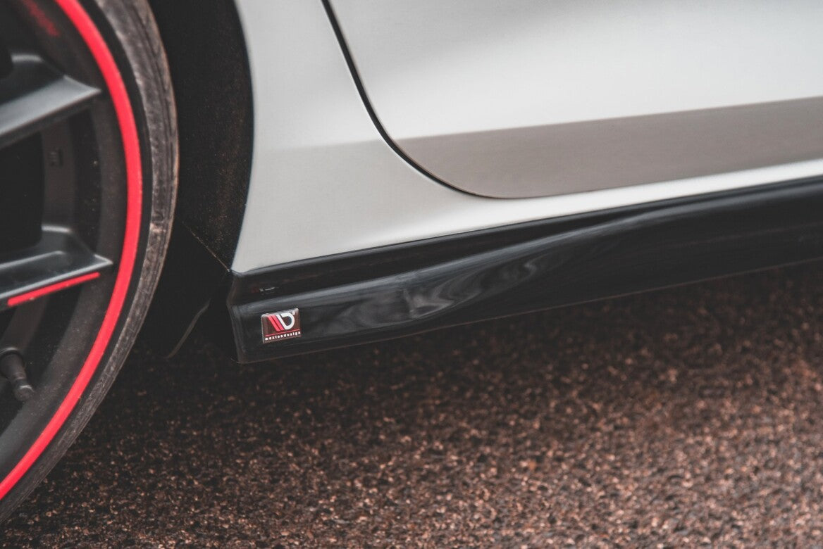 Seitenschweller Ansatz Cup Leisten V.3 für VW Golf 8 GTI Maxton Design
