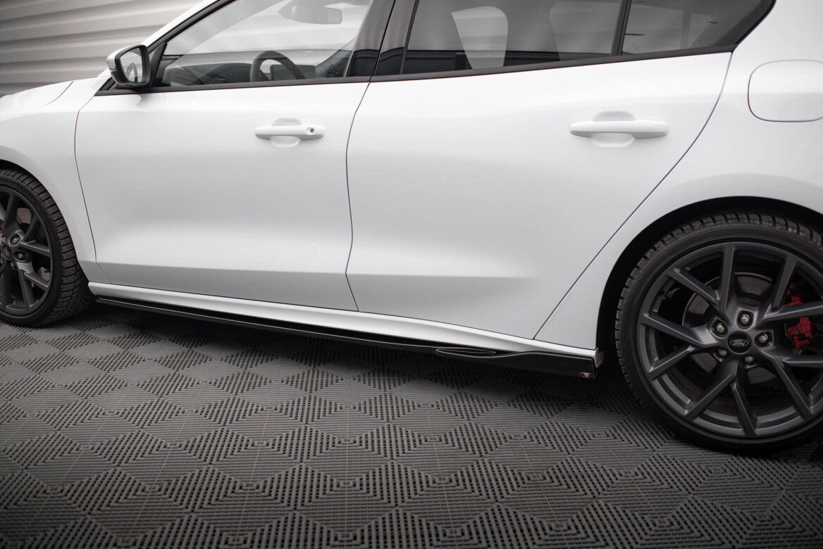 Seitenschweller Ansatz Cup Leisten V.4 für Ford Focus ST / ST-Line Mk4 Maxton Design