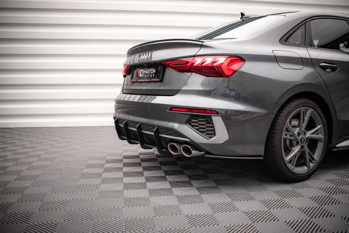 Street Pro Heck Ansatz Flaps Diffusor +Flaps für Audi S3 Limousine 8Y Maxton Design