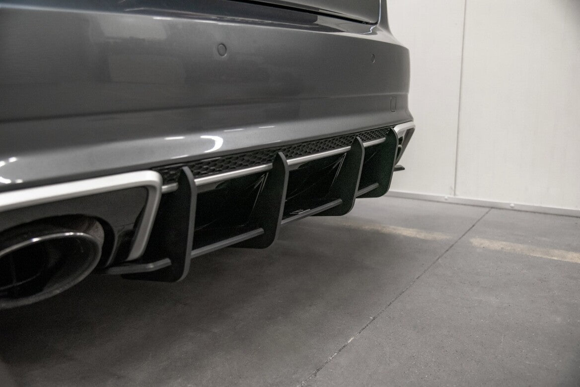 Street Pro Heckschürze Heck Ansatz Diffusor V.1 für Audi RS3 8V Sportback Maxton Design
