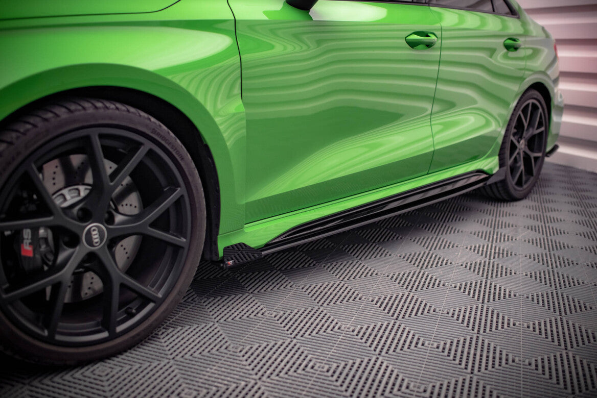 Street Pro Seitenschweller Ansatz Cup Leisten für Audi RS3 8Y Limousine Maxton Design