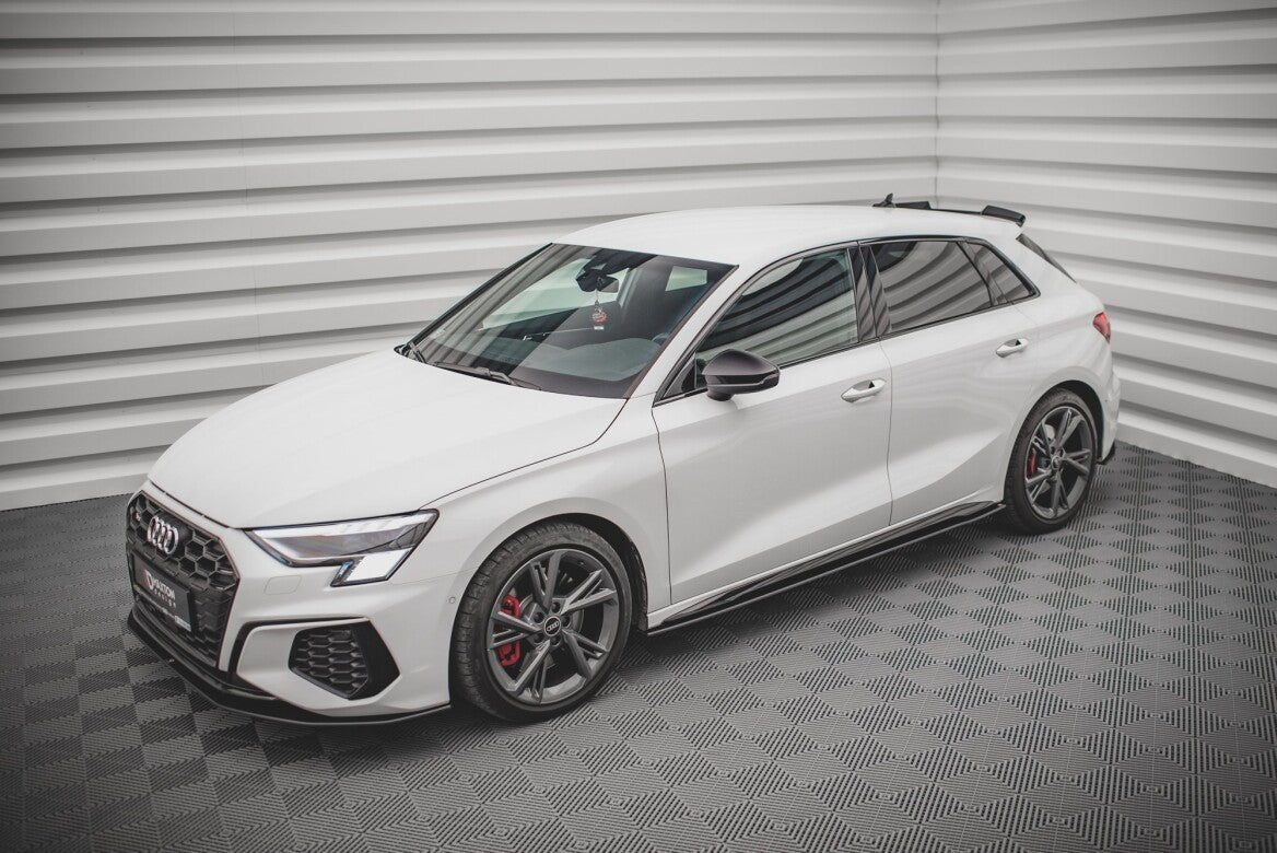 Street Pro Seitenschweller Ansatz Cup Leisten für Audi S3 / A3 S-Line 8Y Maxton Design