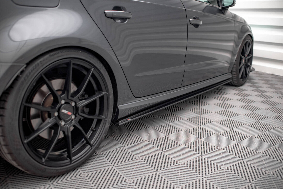 Street Pro Seitenschweller Ansatz Cup Leisten für Audi S3 Sportback 8V Facelift Maxton Design