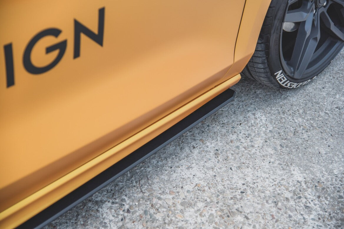 Street Pro Seitenschweller Ansatz Cup Leisten für Ford Focus ST / ST-Line Mk4 Maxton Design