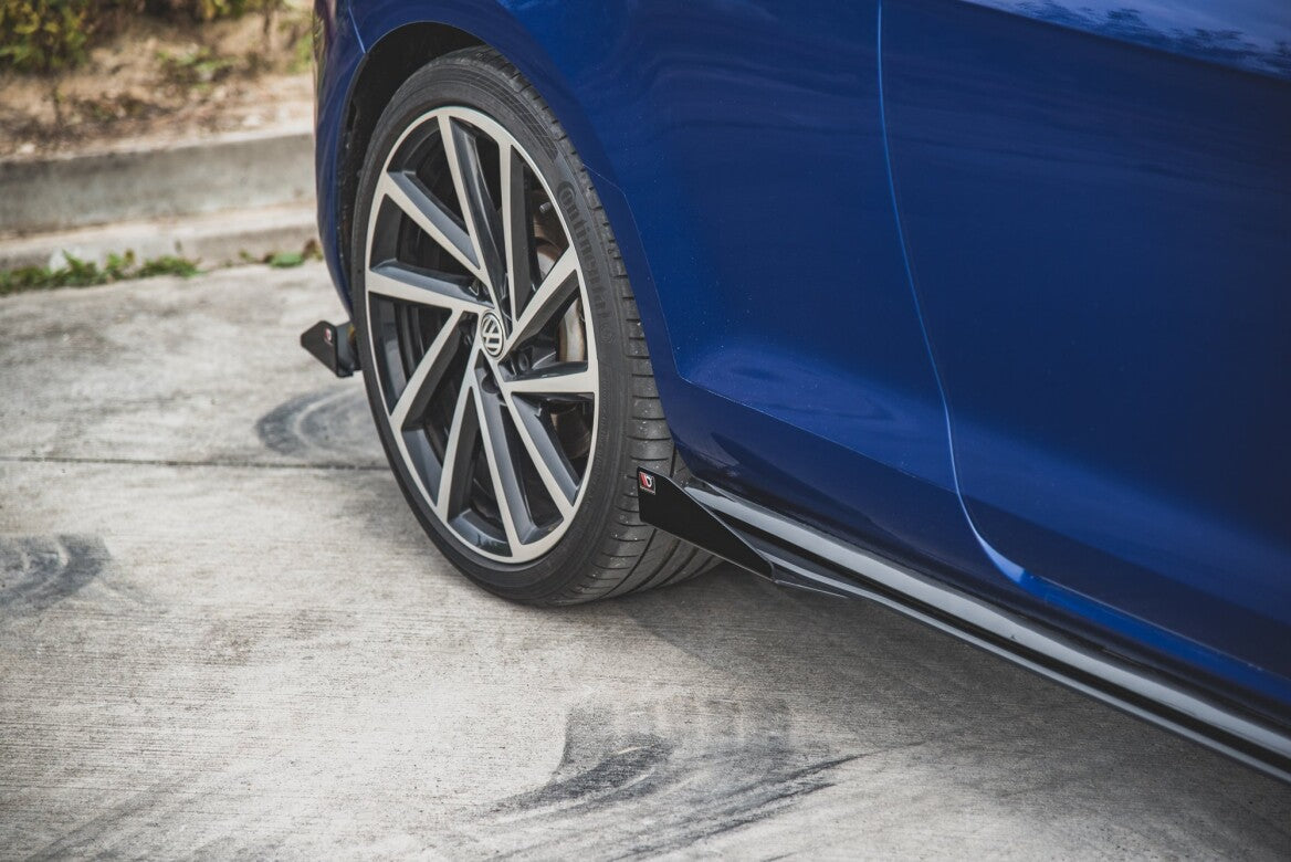 Street Pro Seitenschweller Ansatz Cup Leisten für VW Golf 7 R Facelift Maxton Design