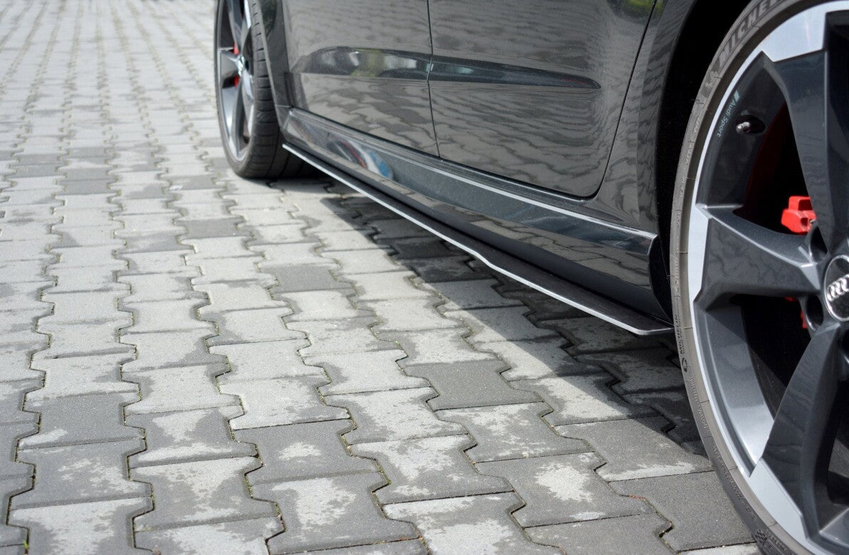 Street Pro Seitenschweller Ansatz Cup Leisten V.1 für Audi RS3 8V FL Sportback Maxton Design