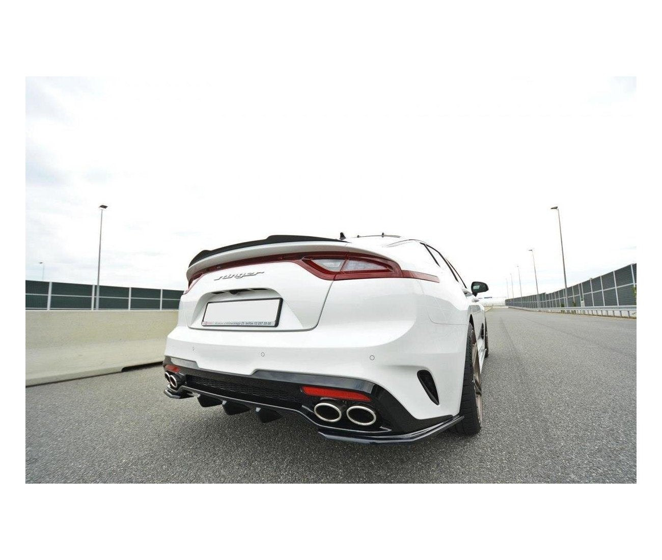 Heck Ansatz Diffusor für Kia Stinger Gt / GT-Line Maxton Design