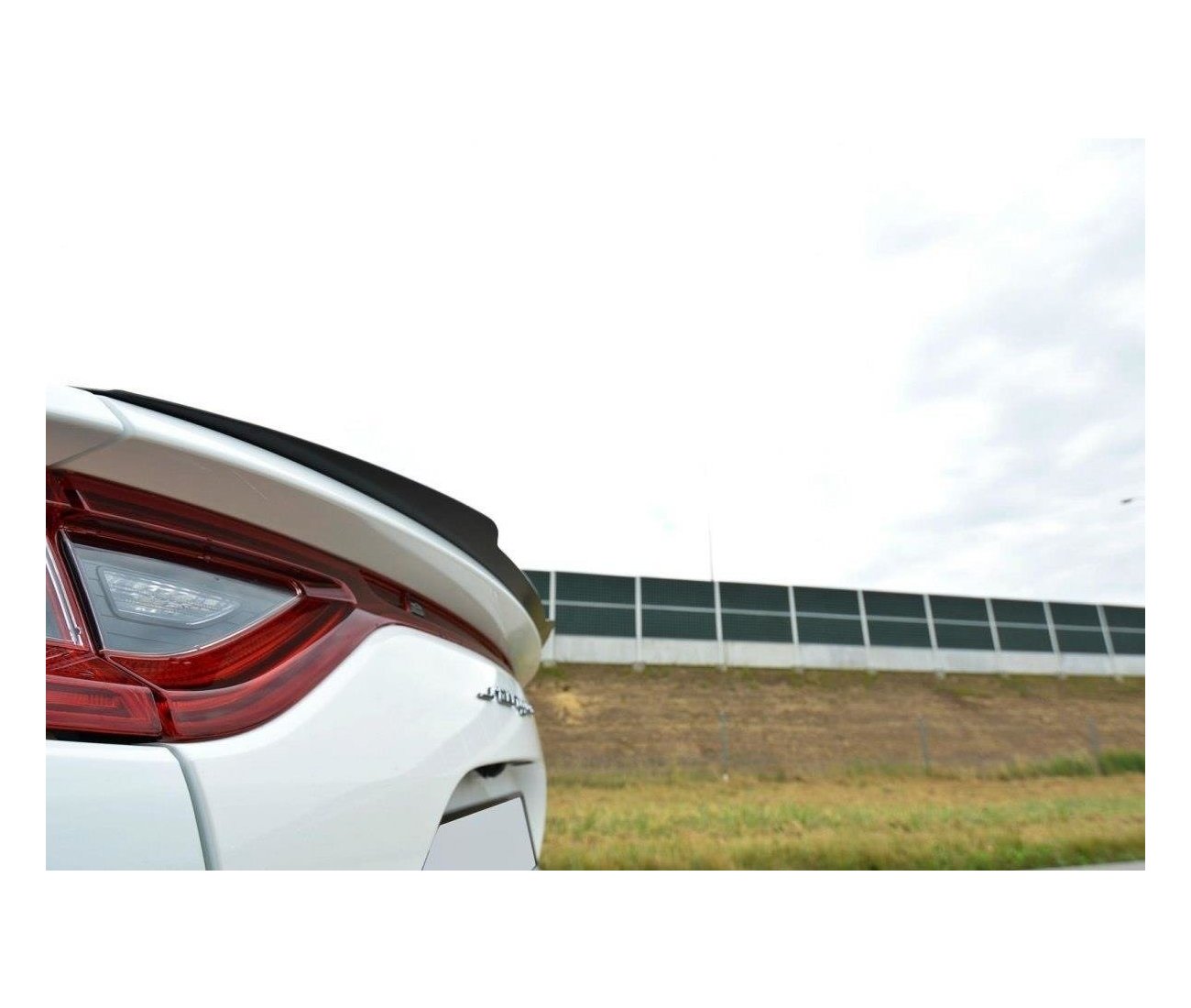 Heck Spoiler Aufsatz Abrisskante für Kia Stinger GT / GT-Line Maxton Design