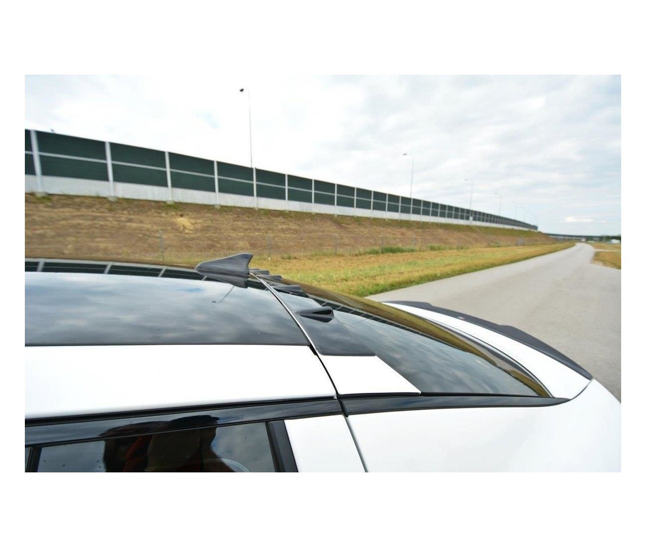 Heckscheiben Dach Spoiler für Kia Stinger GT / GT-Line Maxton Design