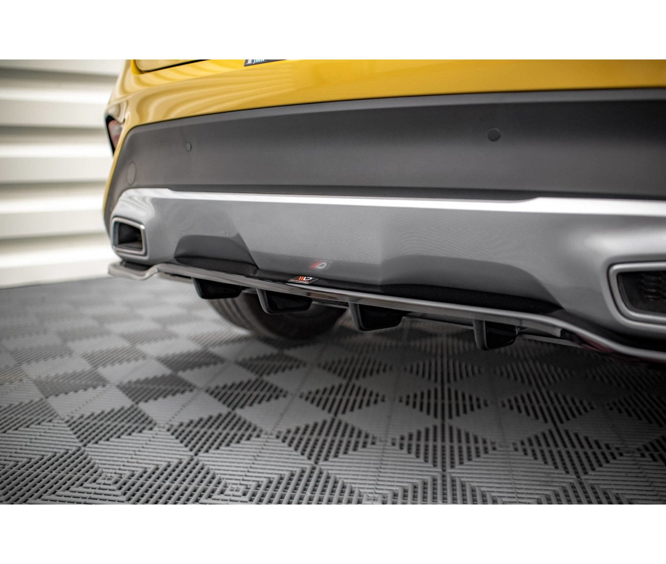 Mittlerer Cup Diffusor Heck Ansatz für Kia XCeed Maxton Design