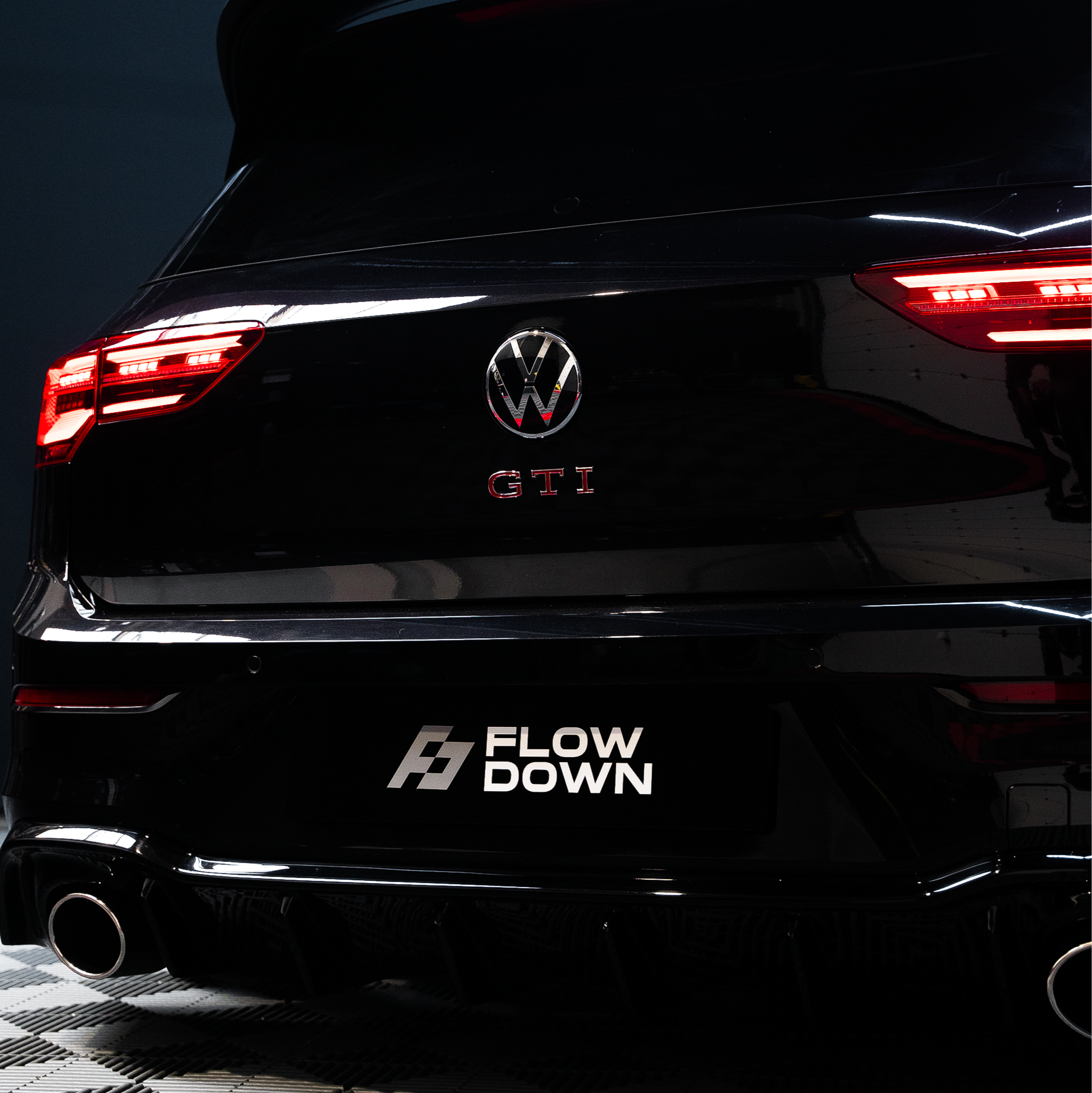 FLOW DOWN® Show license plate